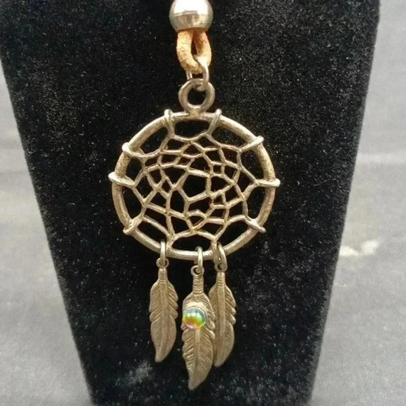 Corded Dreamcatcher Necklace #bundlefive - Picture 1 of 2